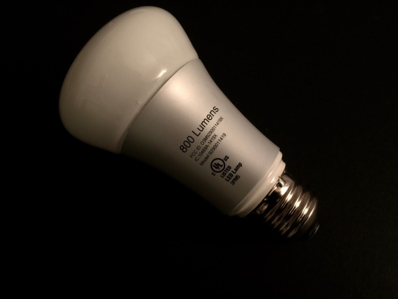 Review: Philips Hue HomeKit Bridge, White and Color Ambiance Starter Kit, White Starter Kit